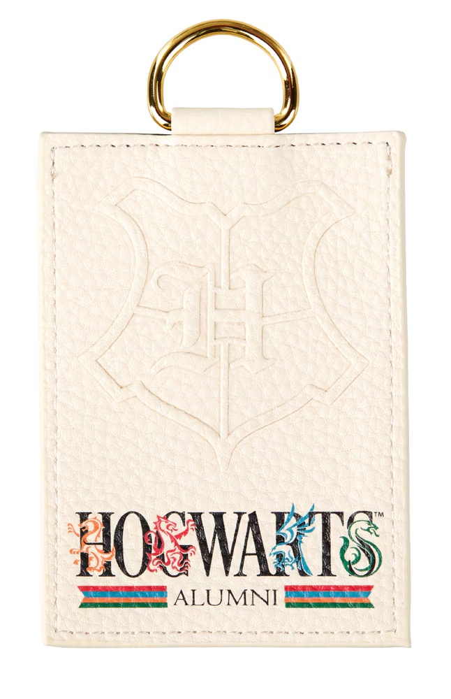 Hogwartsâ¢ Alumni Badge Holder