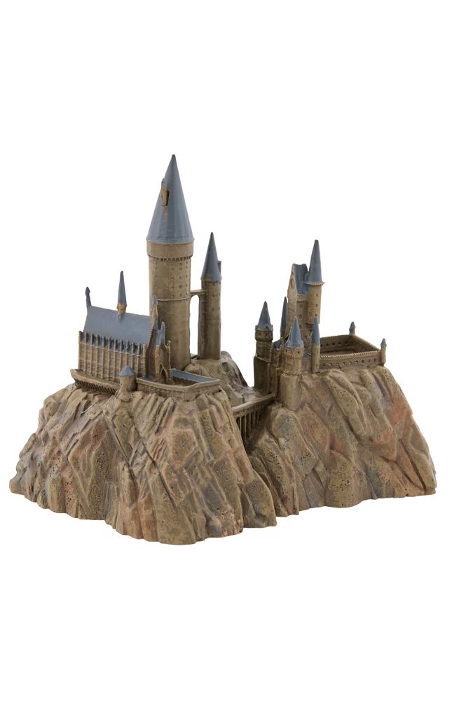 Hogwartsâ¢ Castle Resin Sculpture