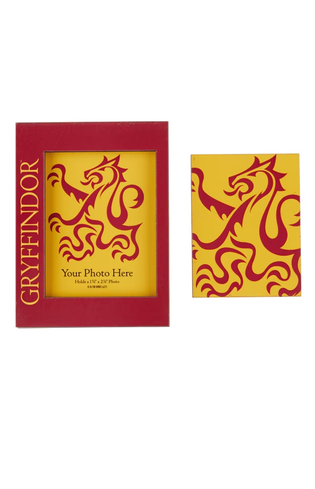 Gryffindorâ¢ Magnet Frame Set